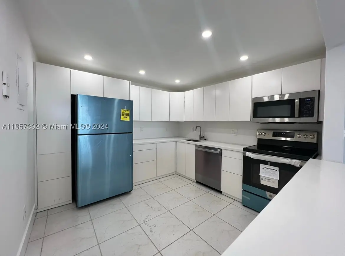 13499 Biscayne #1405, North Miami, FL 33181 - #1
