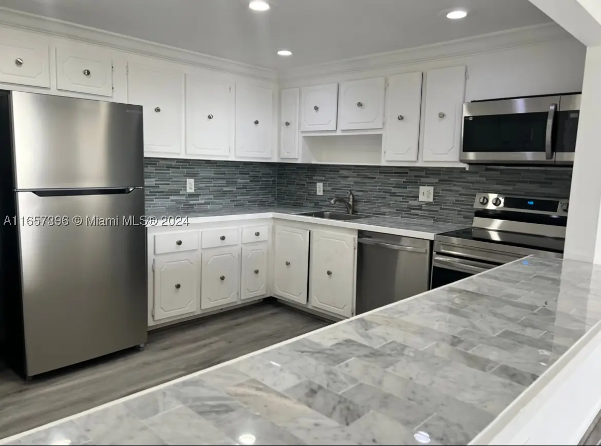 13499 Biscayne #1205, North Miami, FL 33181 - #1