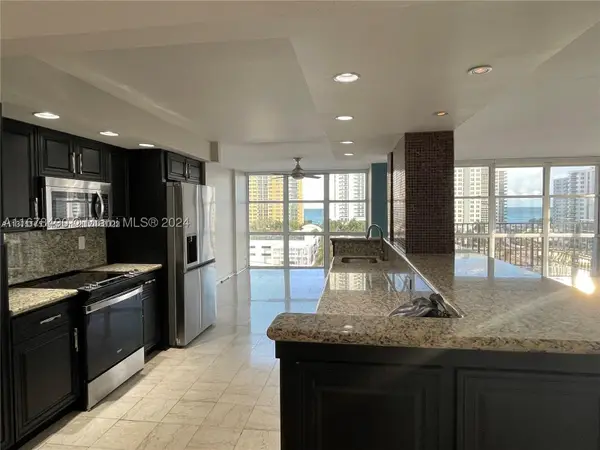 1000 Parkview #920, Hallandale, FL 33009