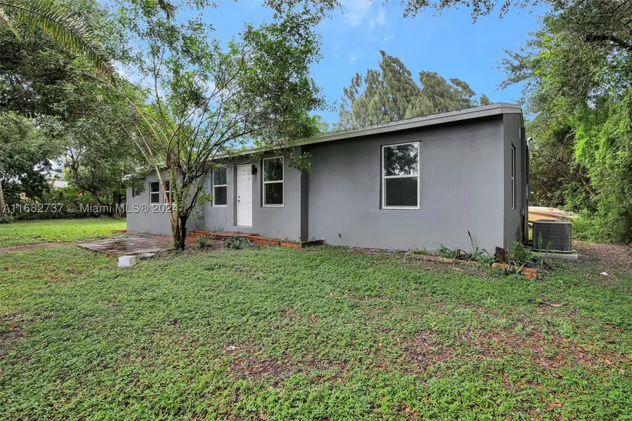 4381 SW 51st, Davie, FL 33314 - #3