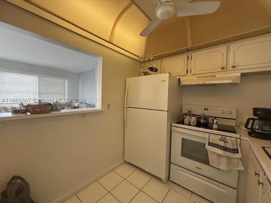 313 Southampton A #313, West Palm Beach, FL 33417 - #3