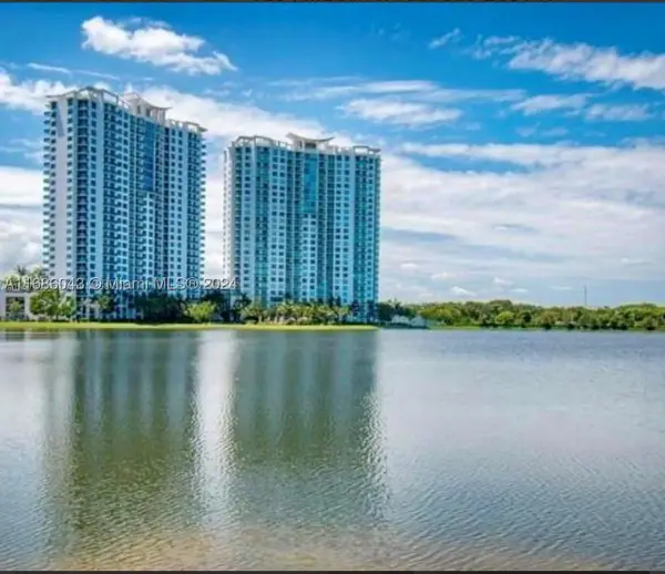 2641 N Flamingo #802N, Sunrise, FL 33323
