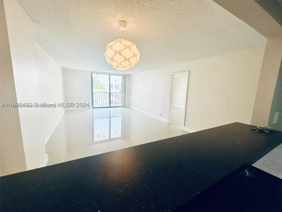 Address Withheld By Seller, Miami Beach, FL 33140 - #3