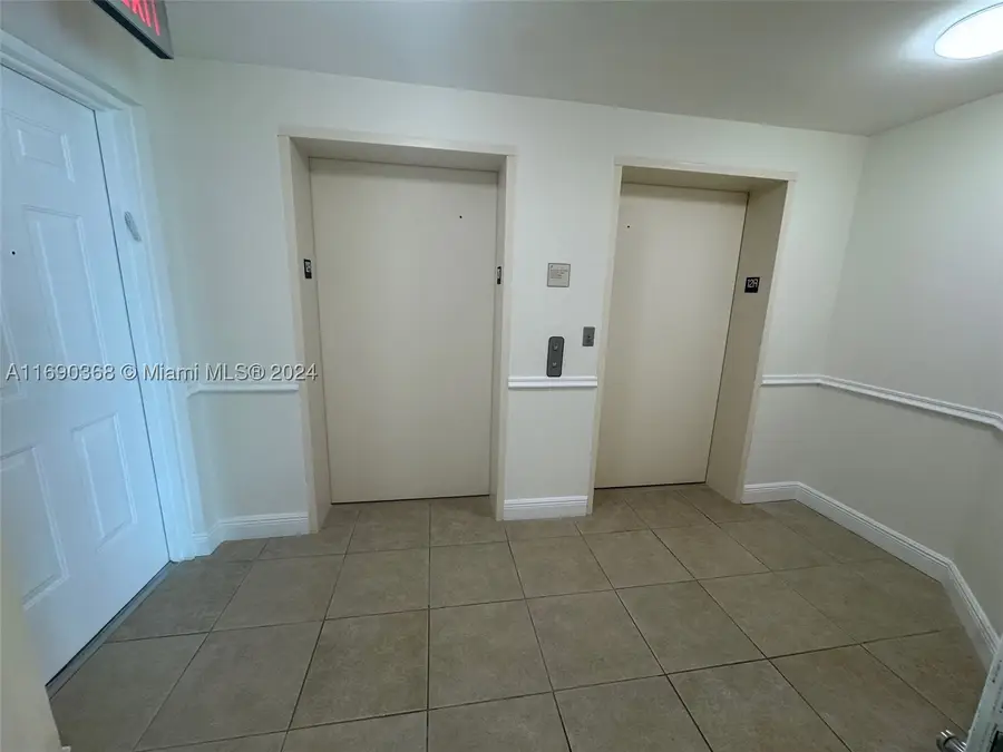 3330 NE 190 #1215, Aventura, FL 33180 - #2
