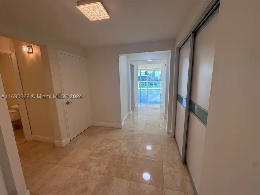 3330 NE 190 #1215, Aventura, FL 33180 - #3