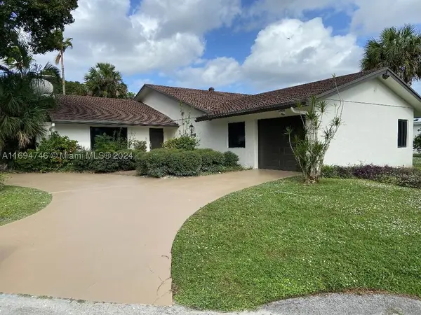 6205 Jacaranda, Tamarac, FL 33319