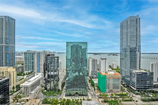 1300 S Miami #3704, Miami, FL 33130