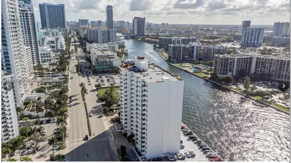 3000 S Ocean #1012, Hollywood, FL 33019