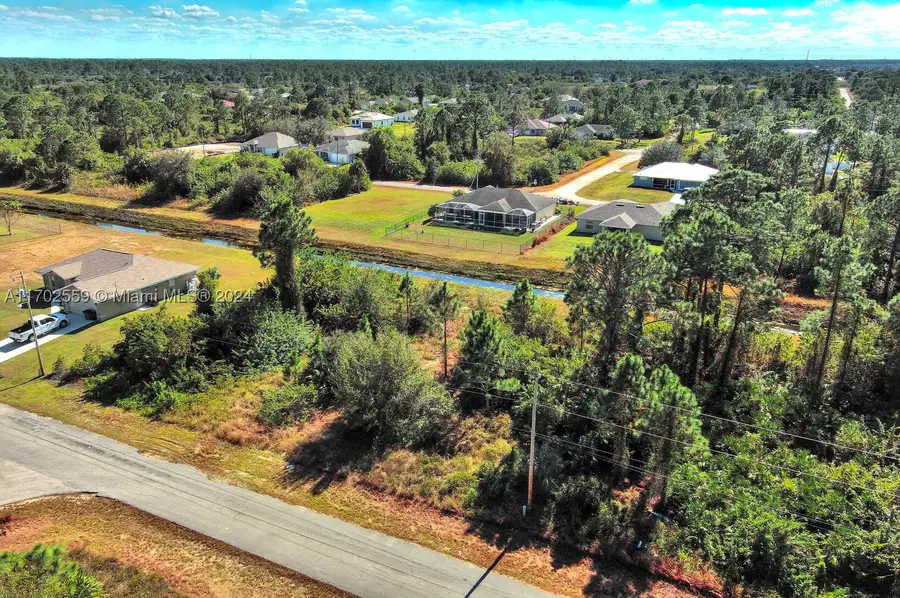 844 Carbon St E, Lehigh Acres, FL 33974 - #2