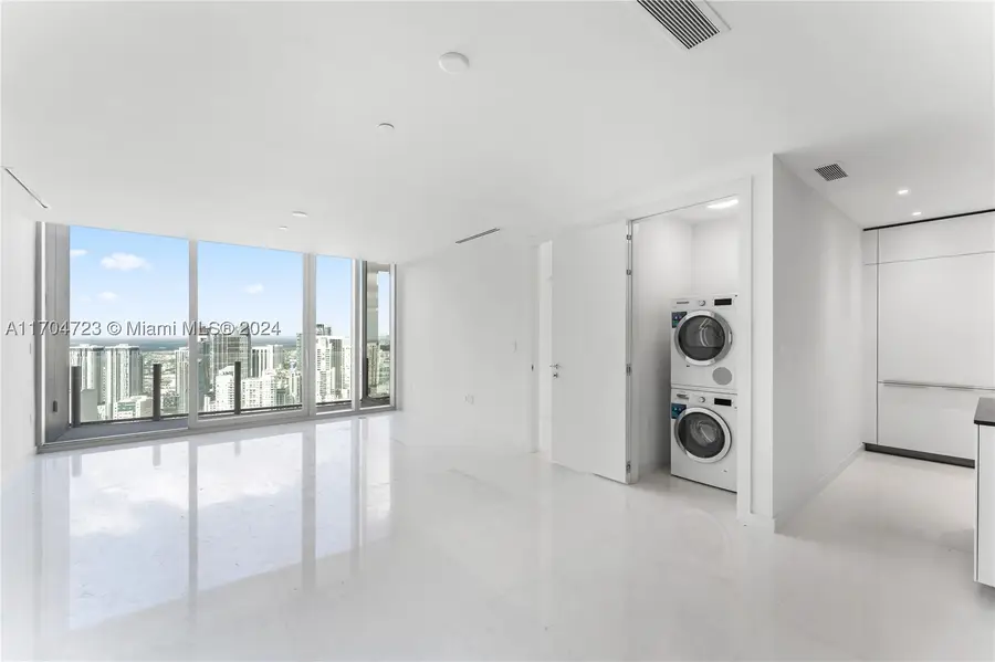 300 Biscayne Blvd #5209, Miami, FL 33131 - #3