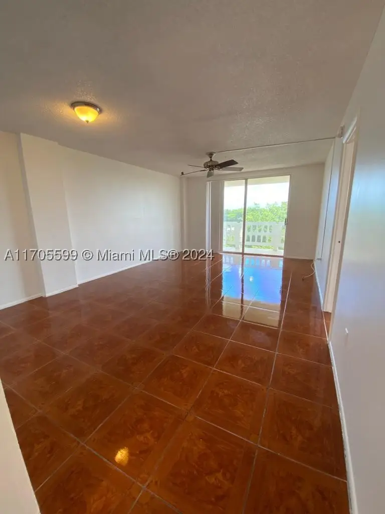 15600 NW 7th #520, Miami, FL 33169 - #1