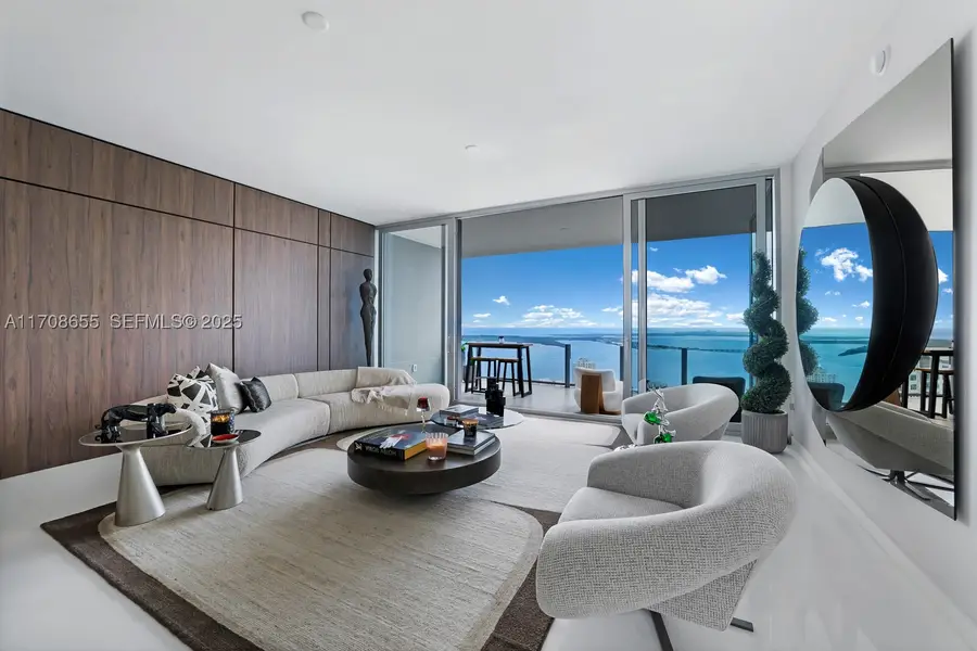 300 Biscayne Blvd #4703, Miami, FL 33131 - #2
