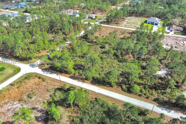1020 Lake, Lehigh Acres, FL 33972