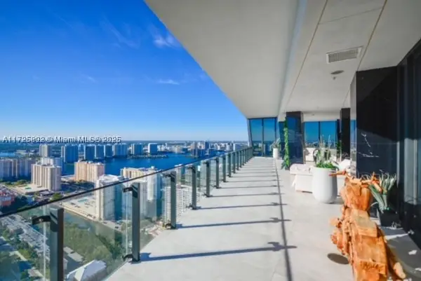17141 Collins #3602, Sunny Isles Beach, FL 33160