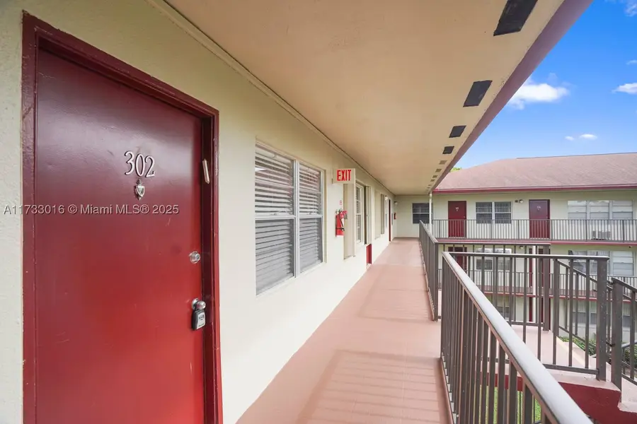 151 SW 135th #302T, Pembroke Pines, FL 33027 - #3