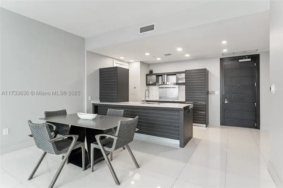 200 Biscayne Boulevard #4912, Miami, FL 33131 - #3