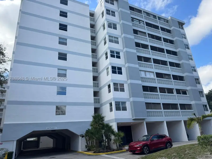 3301 Spanish Moss #415, Lauderhill, FL 33319 - #2
