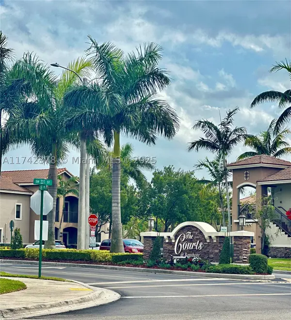 22441 SW 88th #301-5, Cutler Bay, FL 33190
