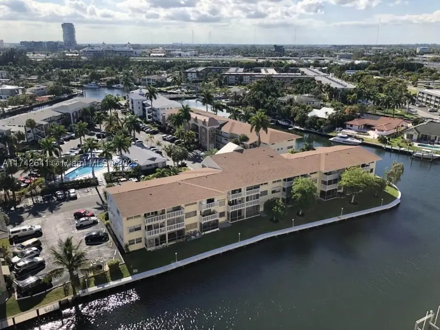 427 Golden Isles #15J, Hallandale, FL 33009 - #3