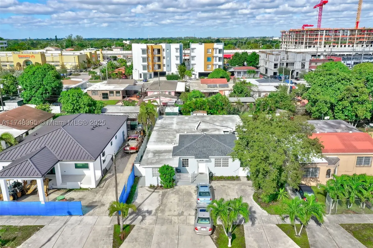 859 E 23rd, Hialeah, FL 33013 - #1