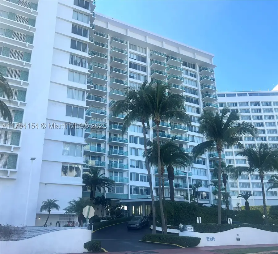 1000 West #908, Miami Beach, FL 33139 - #2
