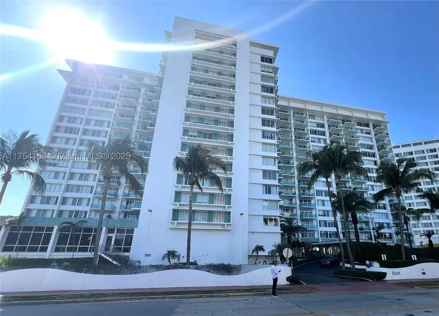 1000 West #908, Miami Beach, FL 33139 - #3