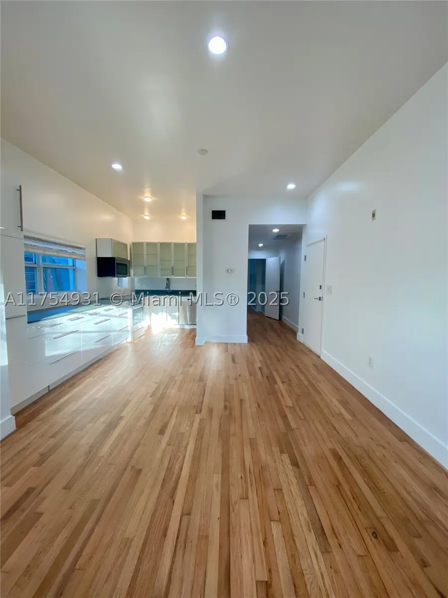 929 Michigan #5, Miami Beach, FL 33139 - #2