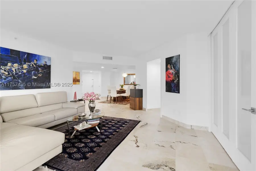 21055 Yacht Club #902, Aventura, FL 33180 - #2