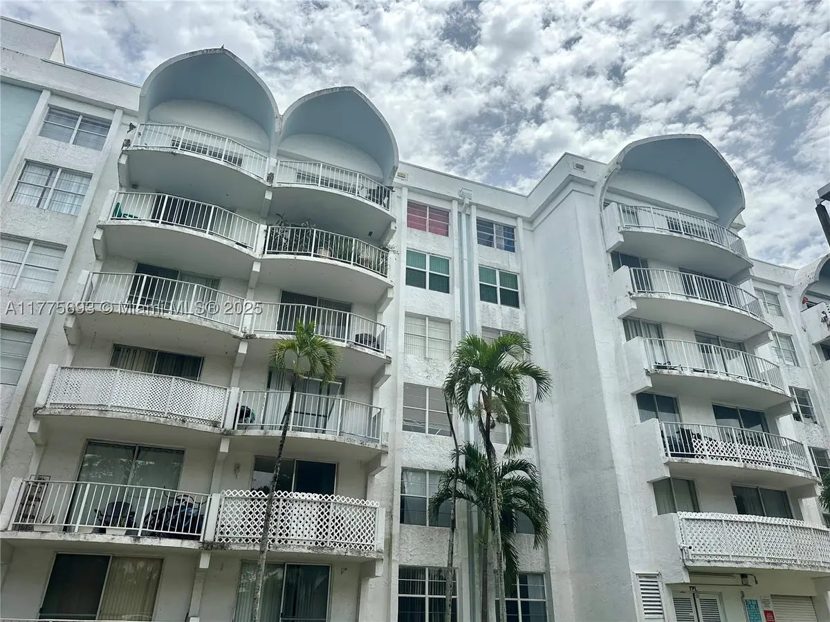 484 NW 165th St #A-316, Miami, FL 33169 - #1