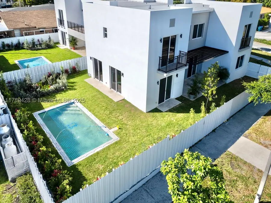 900 SW 24th, Miami, FL 33129 - #3