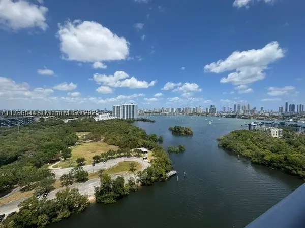 16385 Biscayne #1806 +1 parking, North Miami Beach, FL 33160
