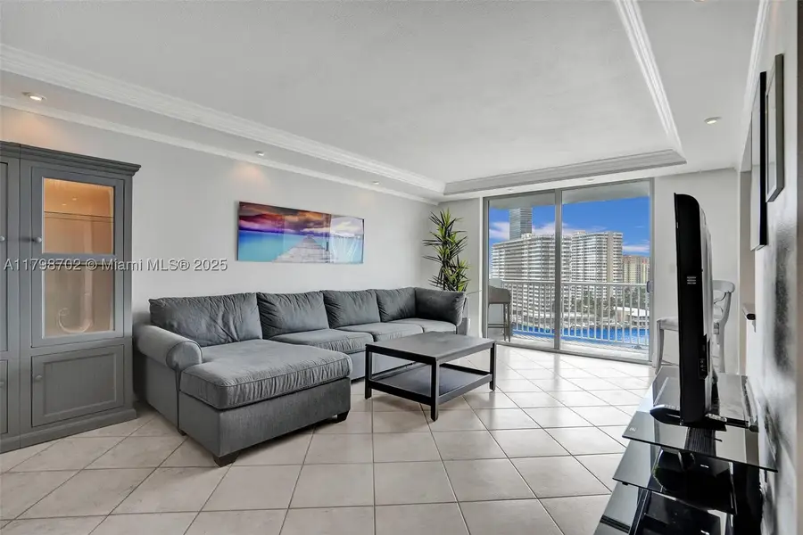 137 Golden Isles #1105, Hallandale Beach, FL 33009 - #2