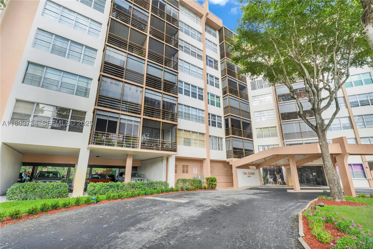 1400 Saint Charles #L4, Pembroke Pines, FL 33026 - #1