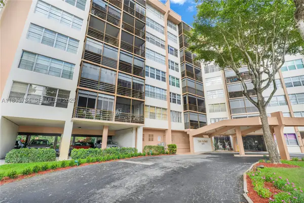 1400 Saint Charles #L4, Pembroke Pines, FL 33026