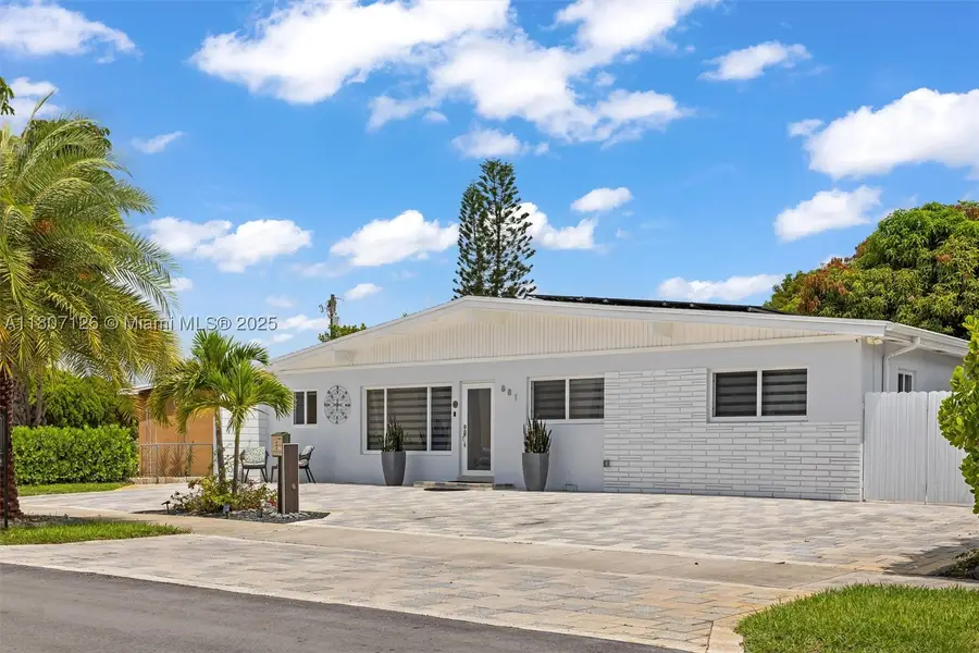 881 NW 177th, Miami Gardens, FL 33169 - #2