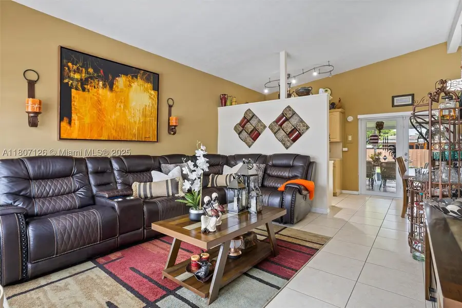 881 NW 177th, Miami Gardens, FL 33169 - #3