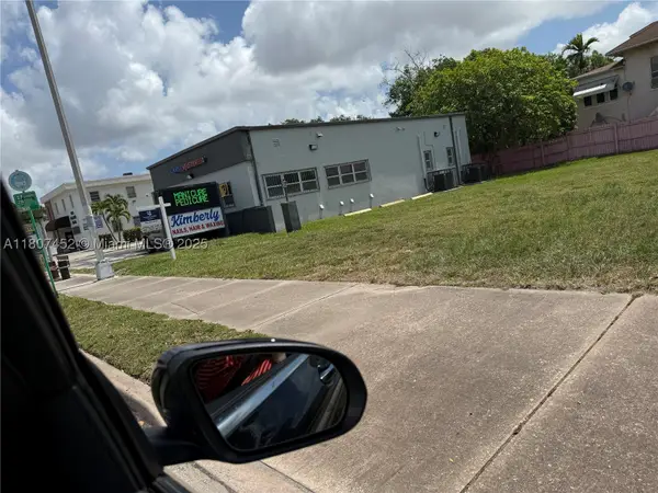 1953 SW 27th, Miami, FL 33145