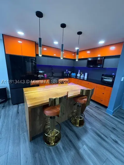 4550 NW 9th #520E, Miami, FL 33126