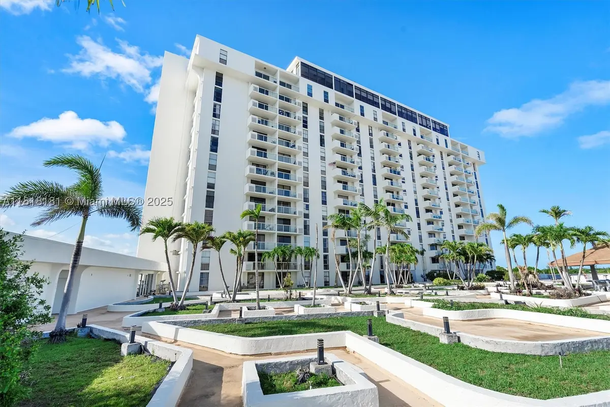 13499 Biscayne #602, North Miami, FL 33181 - #1