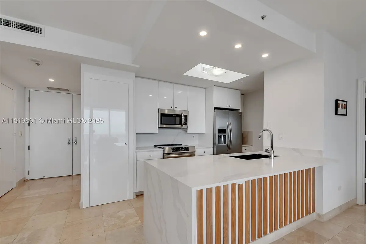848 Brickell Key #1803, Miami, FL 33131 - #1
