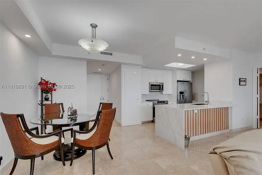 848 Brickell Key #1803, Miami, FL 33131 - #3