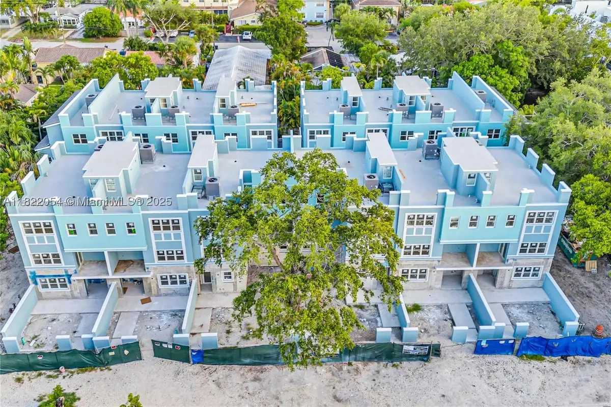 824 SE 12th, Fort Lauderdale, FL 33316 - #1