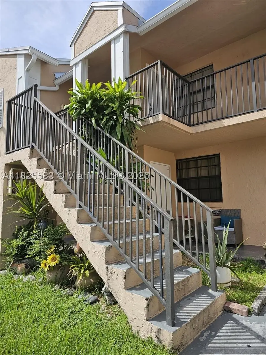 1002 Adams #1002E, Homestead, FL 33034 - #1