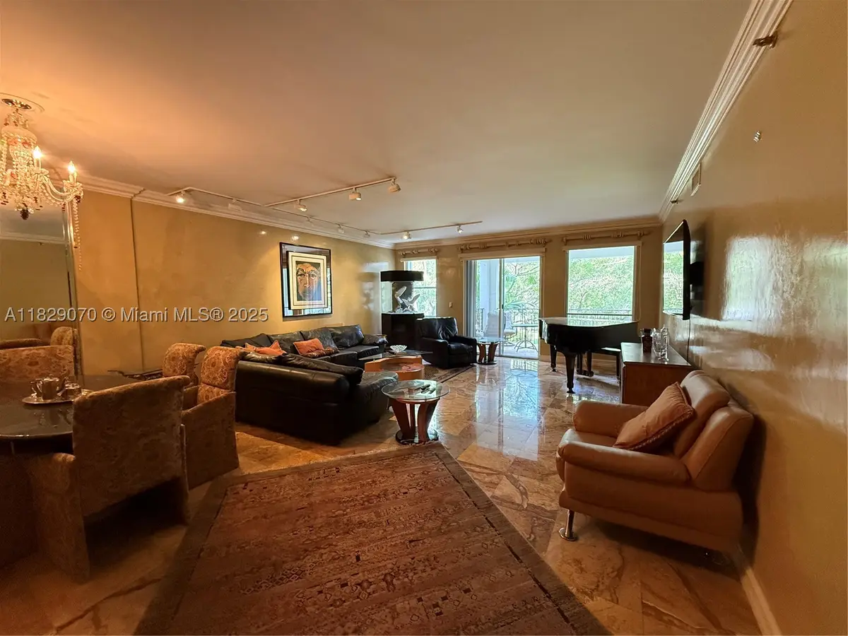 3700 Island #C203, Aventura, FL 33160 - #1