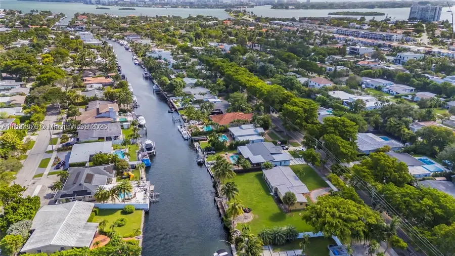 1865 Keystone, North Miami, FL 33181 - #2