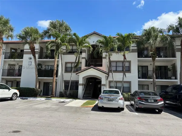 620 S Park #33-2, Hollywood, FL 33021