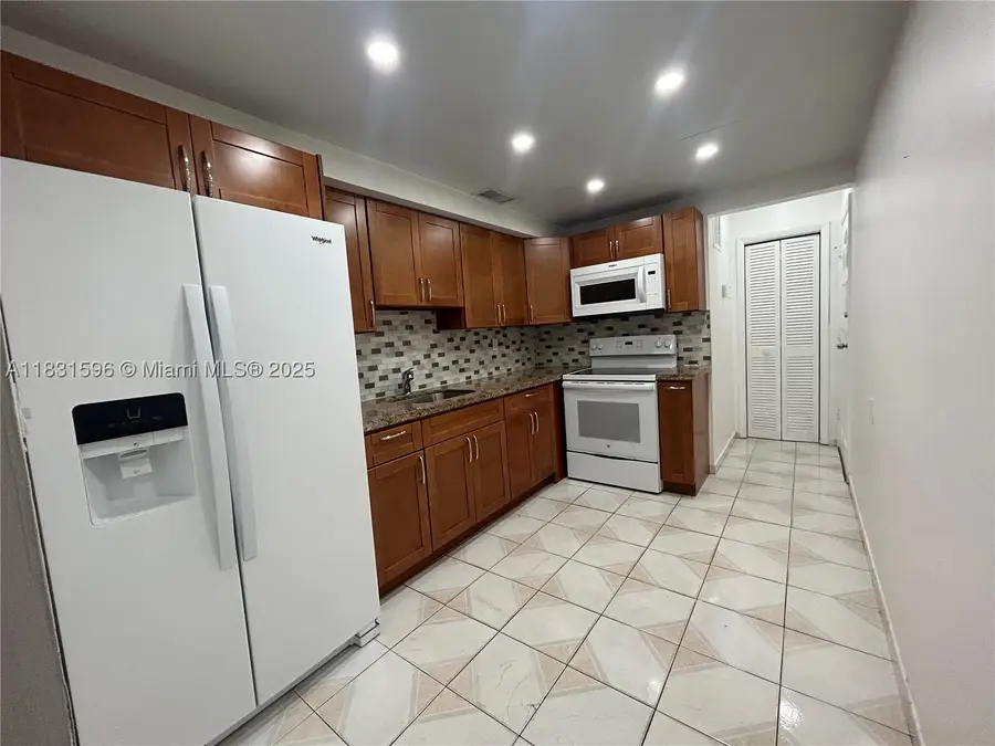 1020 94th #202, Bay Harbor Islands, FL 33154 - #2