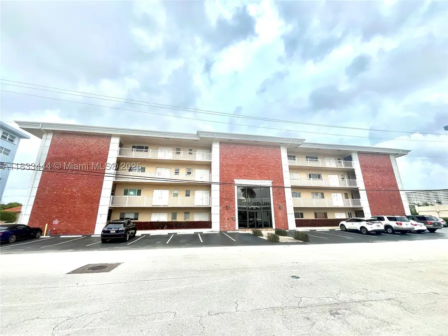 2841 NE 33rd #104, Fort Lauderdale, FL 33306 - #2