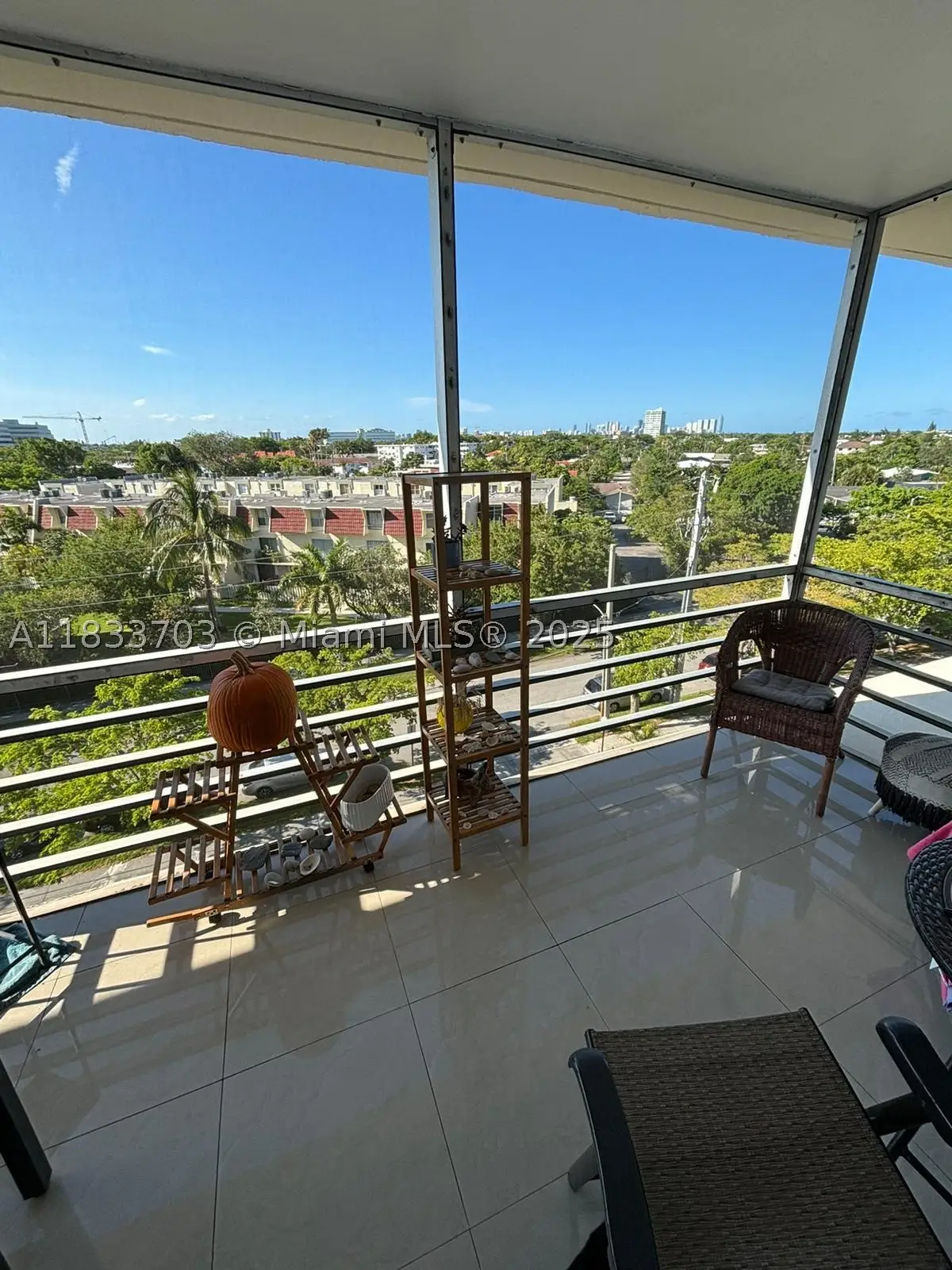 1750 NE 115th #608, Miami, FL 33181 - #1