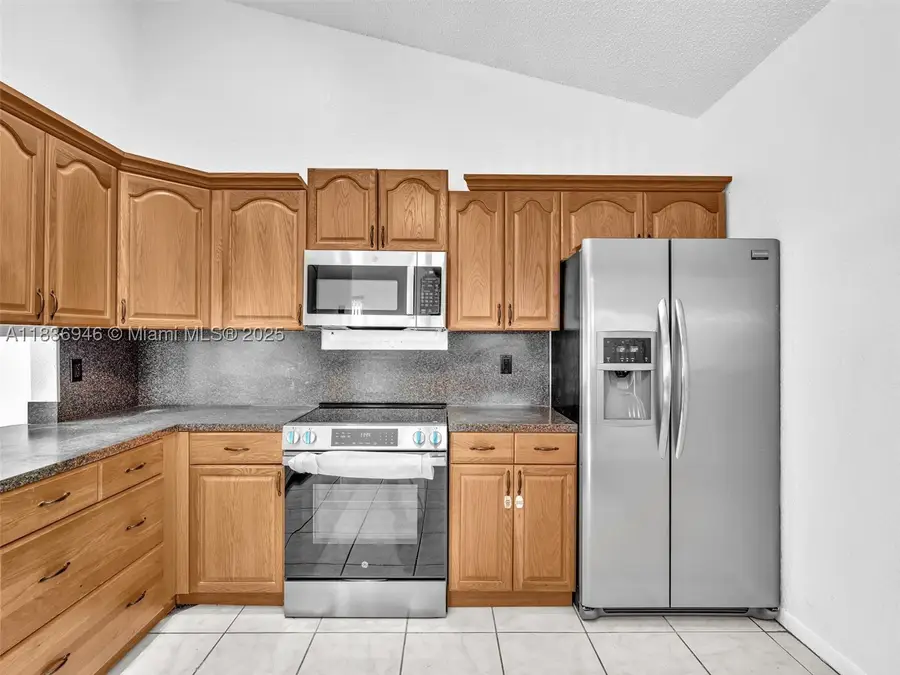 5201 SW 31st #112, Dania Beach, FL 33312 - #2